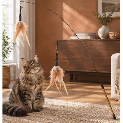 Une baguette extra-longue de 34,5 pouces est la pièce maîtresse de cet ensemble interactif brun comprenant 2 plumes et 1 baguette avec clochette, offrant aux chatons et aux chats un outil pour chasser, jouer et faire de l'exercice.