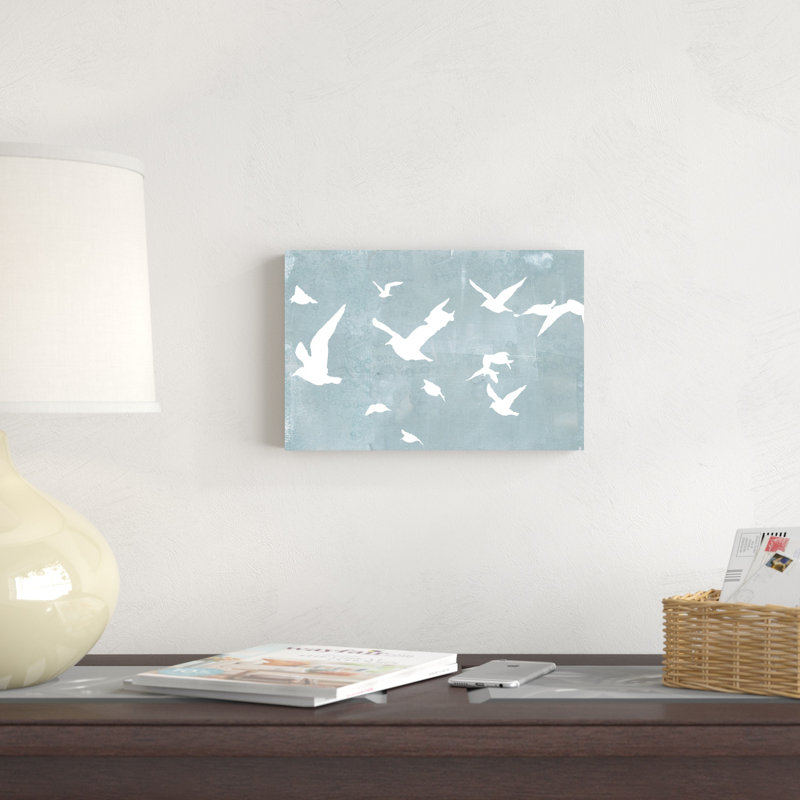 Silhouettes en vol I, H 8 po x l 12 po x P 1,25 po