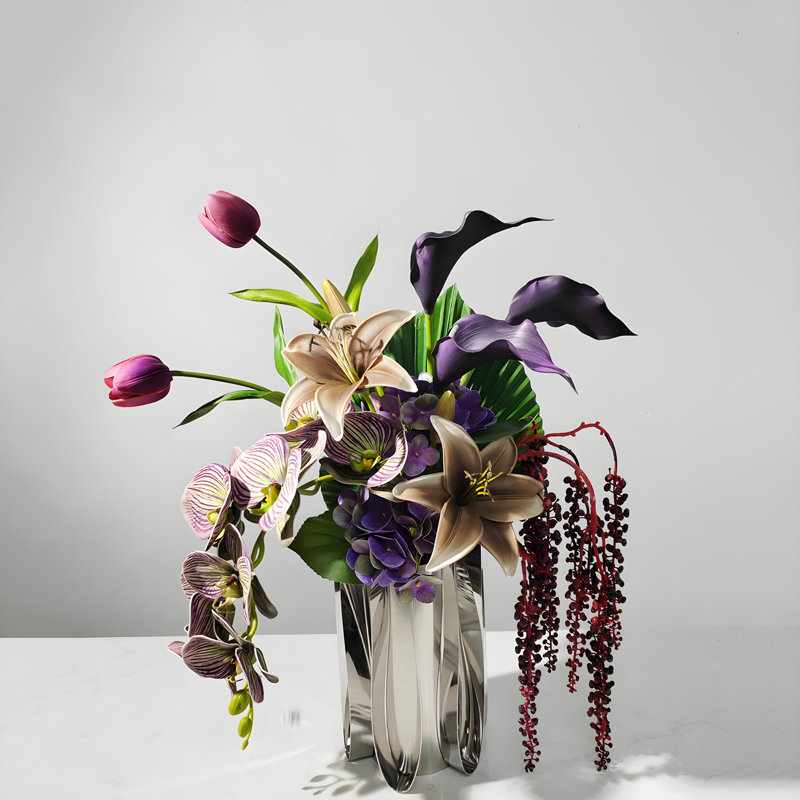 Ornements de fleurs simulées