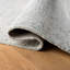 Tapis gris clair / ivoire en laine / coton touffeté à la main-406856649