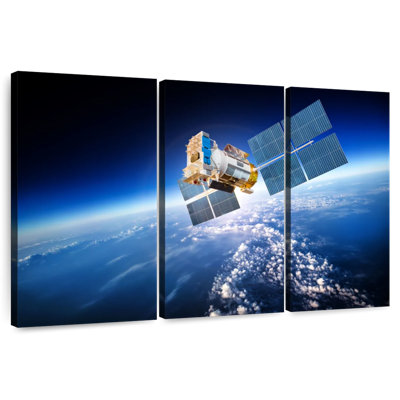  «Satellite planant au-dessus de la Terre