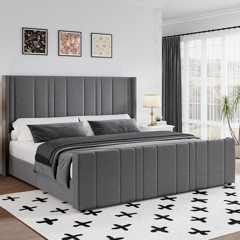 Lit rembourré avec tête de lit capitonnée verticale et pied de lit 22 po, Très grand, gris