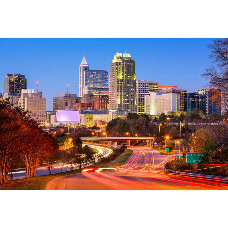 Raleigh, North Carolina Skyline - Photographie sur toile tendue, H 32 po x l 48 po