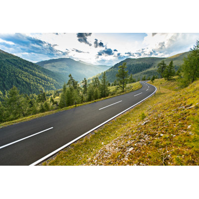 Asphalt Road I par Kesu01 - Photographie sur toile tendue