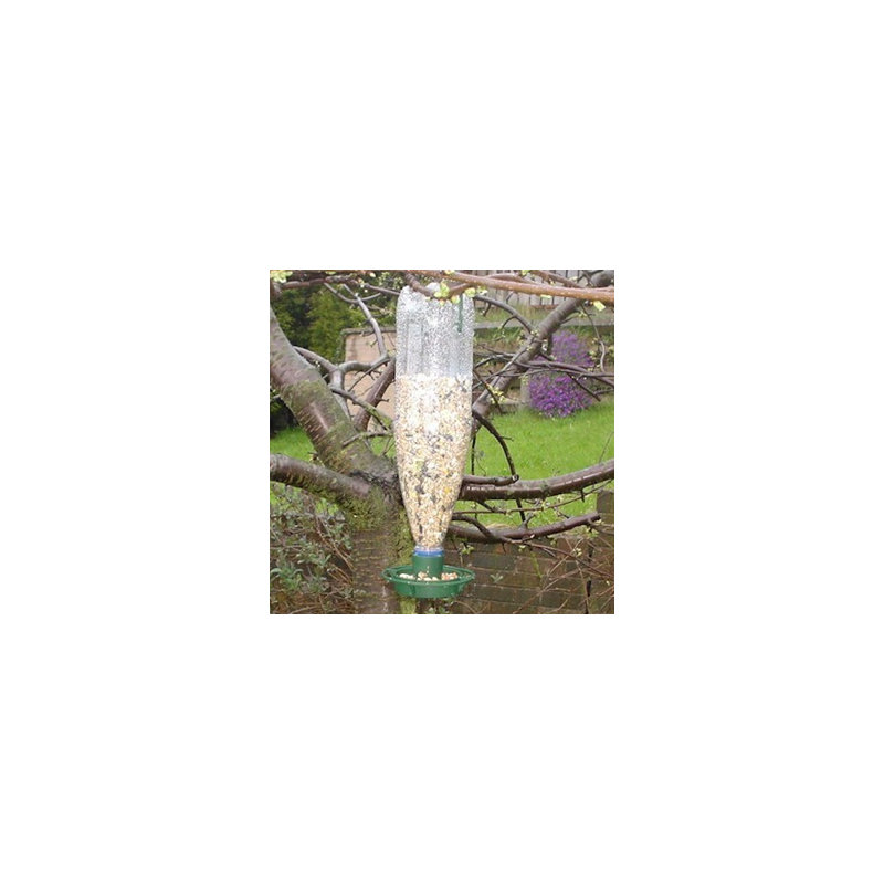 Gabriela Hanging Soda Bottle Feeder