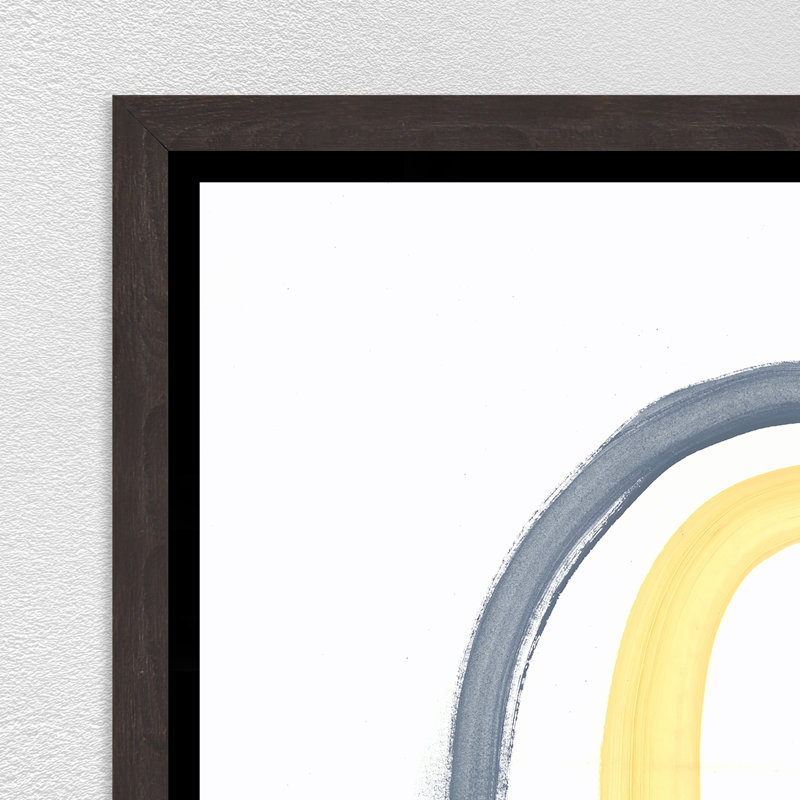«Circle with Me I» par Elena Carlie - peinture sur toile à cadre flottant, H 36,75 po x l 25,75 po, Image au gel brossé