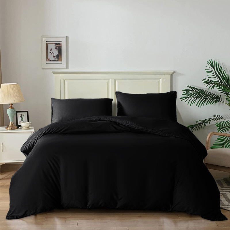 Super Soft Reversible 4 piece Plain Duvet Cover Set with Pillowcases, Double Duvet Cover + 3 Additional Pieces, Black