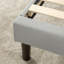 Lit plateforme tapissier Amabel, gris clair-1185528012