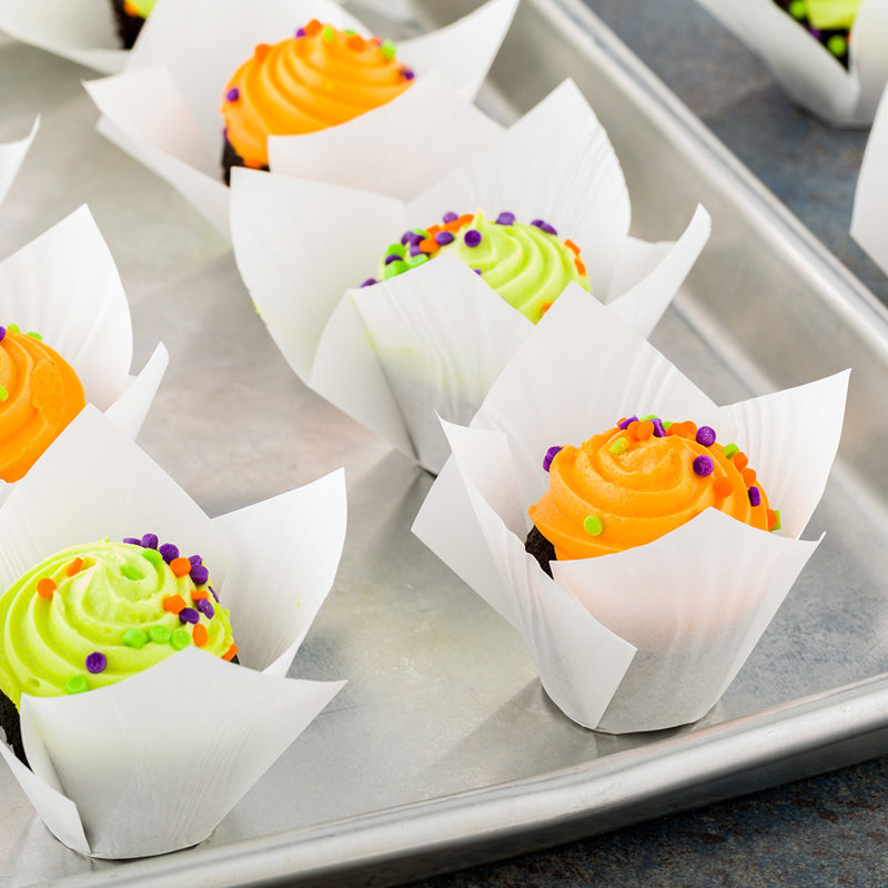 Restaurantware Panificio Tulip Paper Baking Cup