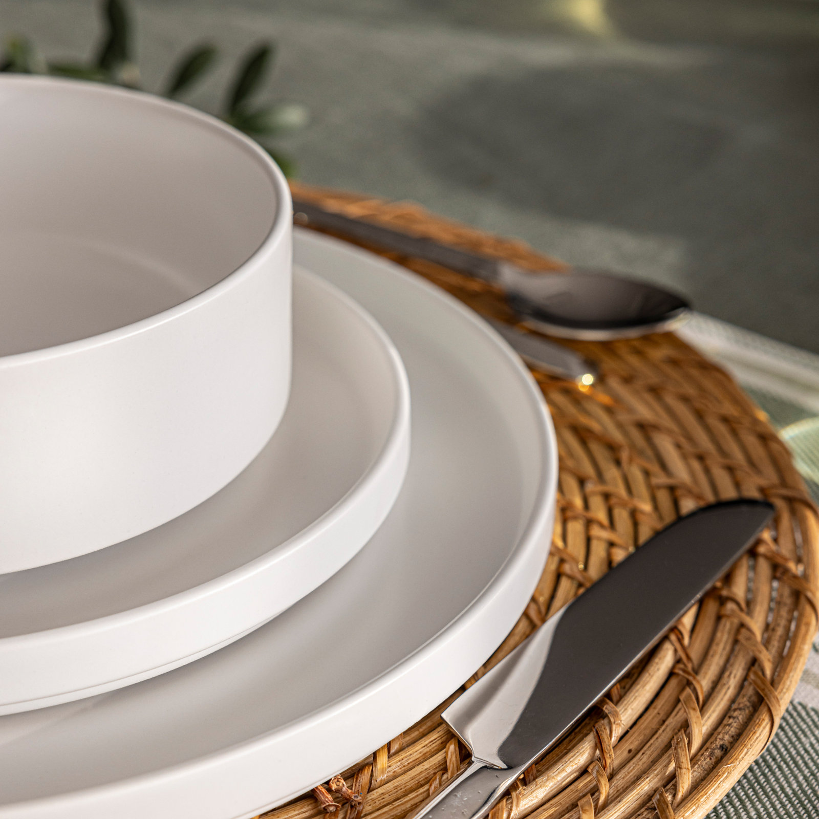 Stackable Stoneware Dinnerware Set, White