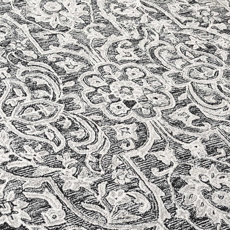 Juniper Hand Tufted Wool; Cotton Oriental Rug in Black/Ivory, Rectangle 4' x 6'