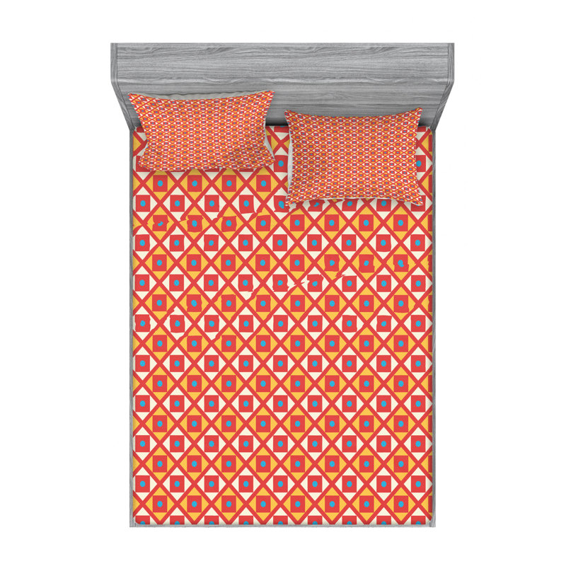 Microfiber Gingham Sheet Set, Queen Sheet Set with Fitted Sheet, Checked Retro Geometric