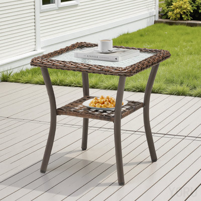 Table d'appoint d'extérieur en osier, table de bout carrée en rotin toutes saisons 20 x 20 x 20 po pour terrasse et balcon, brun