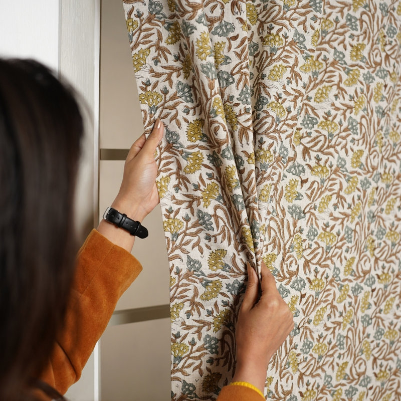Rideau en lin de couleur jaune, brun et imprimé d'une élégance intemporelle pour votre maison , L 54 po x L 63 po