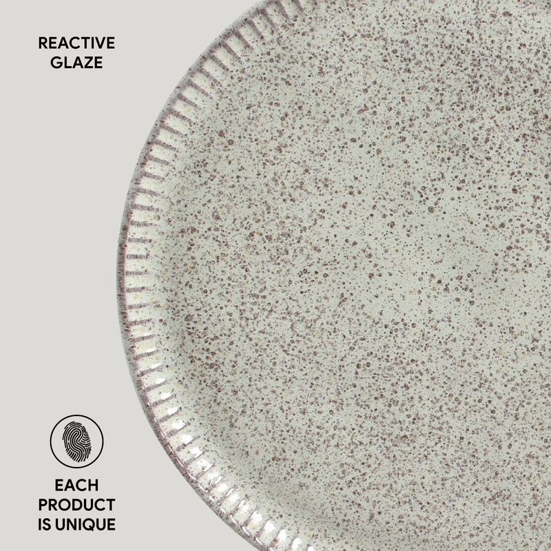 Assiette plate Linhas Pistache en grès céramique de 10,8 po - Va au micro-ondes, au four et au lave-vaisselle, par Porto Brasil