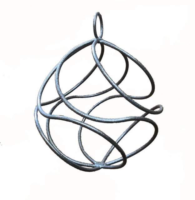 Auzinda Metal Garden Art, Silver