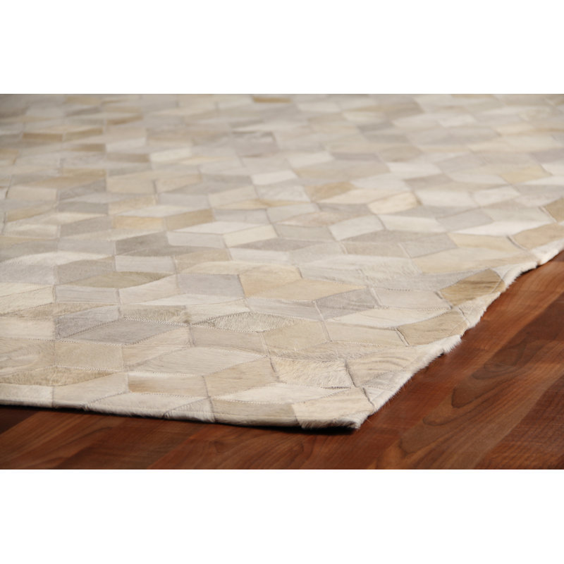 Natural Hide Cowhide Geometric Area Rug in Ivory, Rectangle 8' x 10'