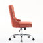 Chaise de bureau orange moderne, revêtement en chenille avec boutons, base en métal, pivot réglable, coussin à rebond élevé, garniture cloutée décorative tirée à la main, confortable pour étude en éponge-783717868-783717872-783717875