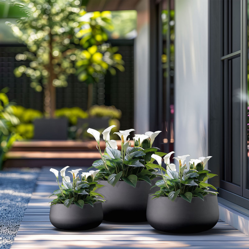 Lupin Handmade Pot Planter, Charcoal Black