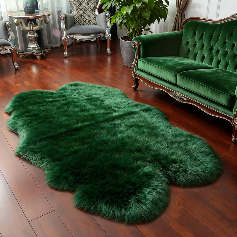 Cozy Thick Gray Faux Sheepskin Area Rug, Novelty 4' x 6'