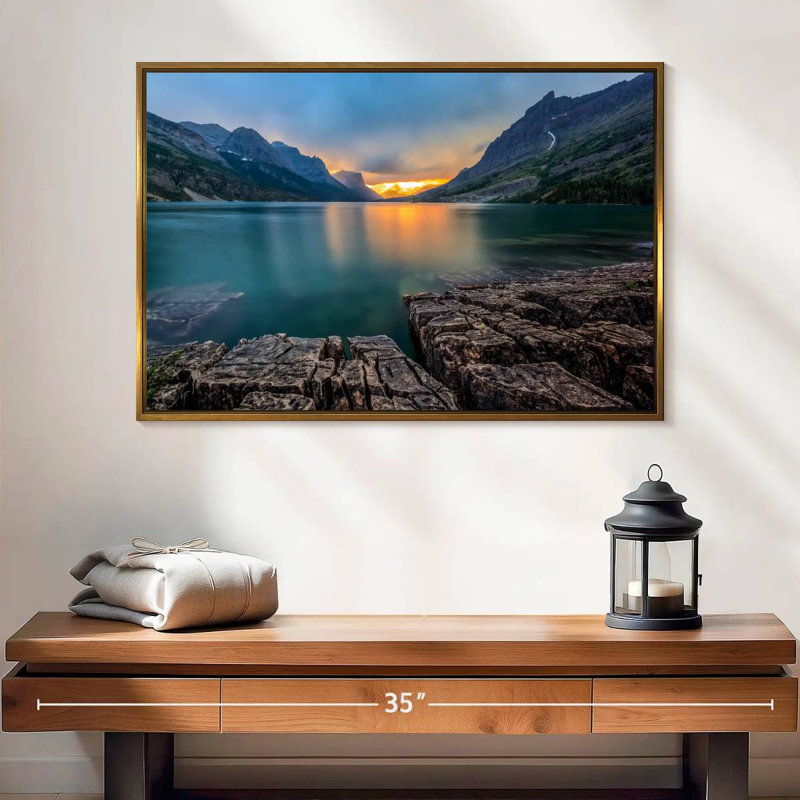 St Mary Lake Montana, Cadre flottant doré, 25 po x 17 po