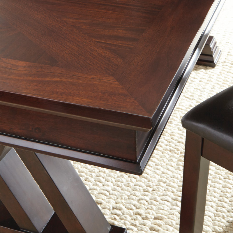Earlville Extendable Dining Set, 7 Pieces: Table, 6 Chairs 