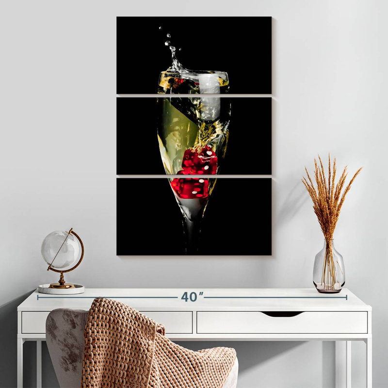Dés rouges Senne en champagne, H 32 po x l 20 po