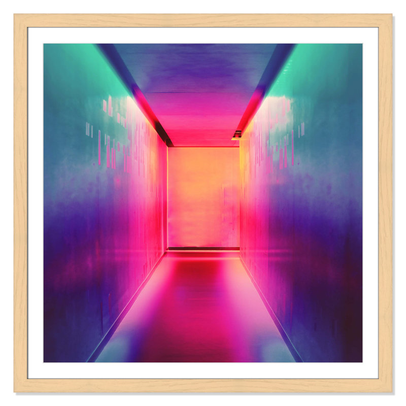 «Neon Wonderland I» par Efe Kurnaz, H 42,5 po x l 42,5 po x P 1,25 po, Encadré cube naturel