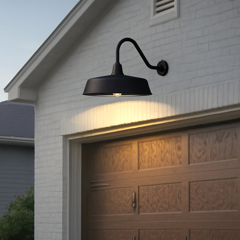 Luminaire de grange murale d'extérieur Bechard Dusk To Dawn, H 20 po x l 24 po x P 24 po, Une lumière