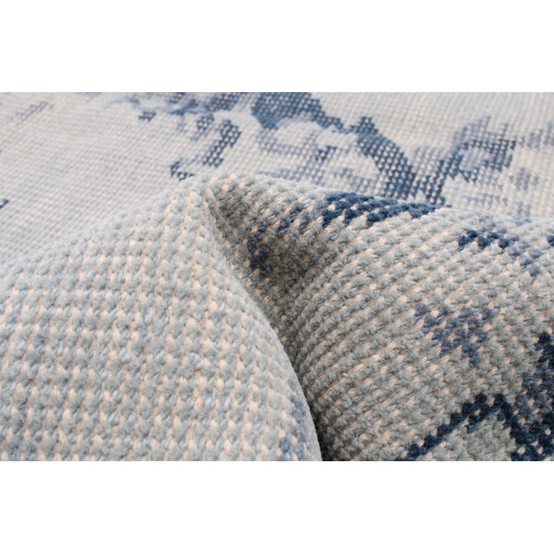 Tapis bleu clair Tangier 4 pi 9 po x 8 pi 0 po