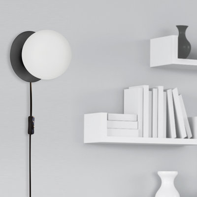 Exie Plug-in Wallchiere