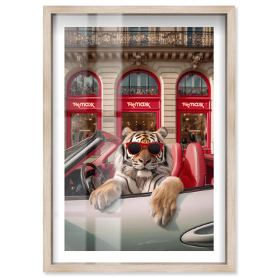 «Lets Go Shopping Tiger Europe Shadowbox Print Glam» par Notoriart, cadre blond, 10 x 15