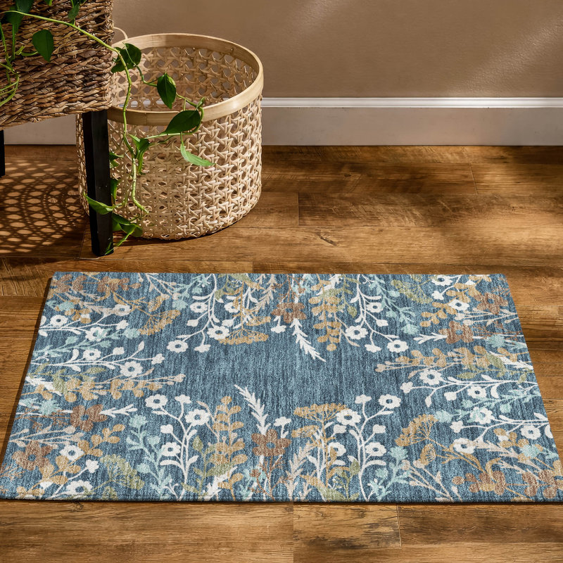 Tapis floral lavable à la machine de qualité supérieure Mayfield AMF2334, Denim, 2 pi 6 po x 3 pi 10 po