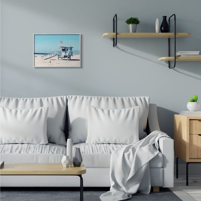 «Blue Lifeguard Stand at Coastline American Flag», reproduction d'impression, 20" H x 16" W x 1.5" D