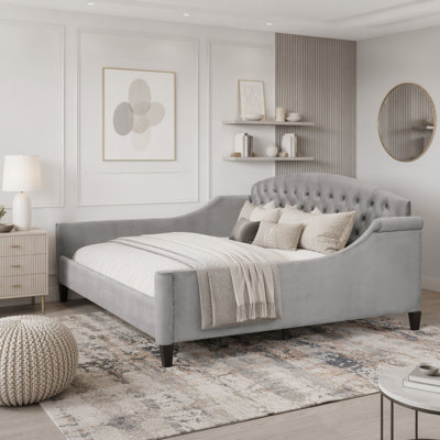 Modern Luxury Tufted Button Daybed
