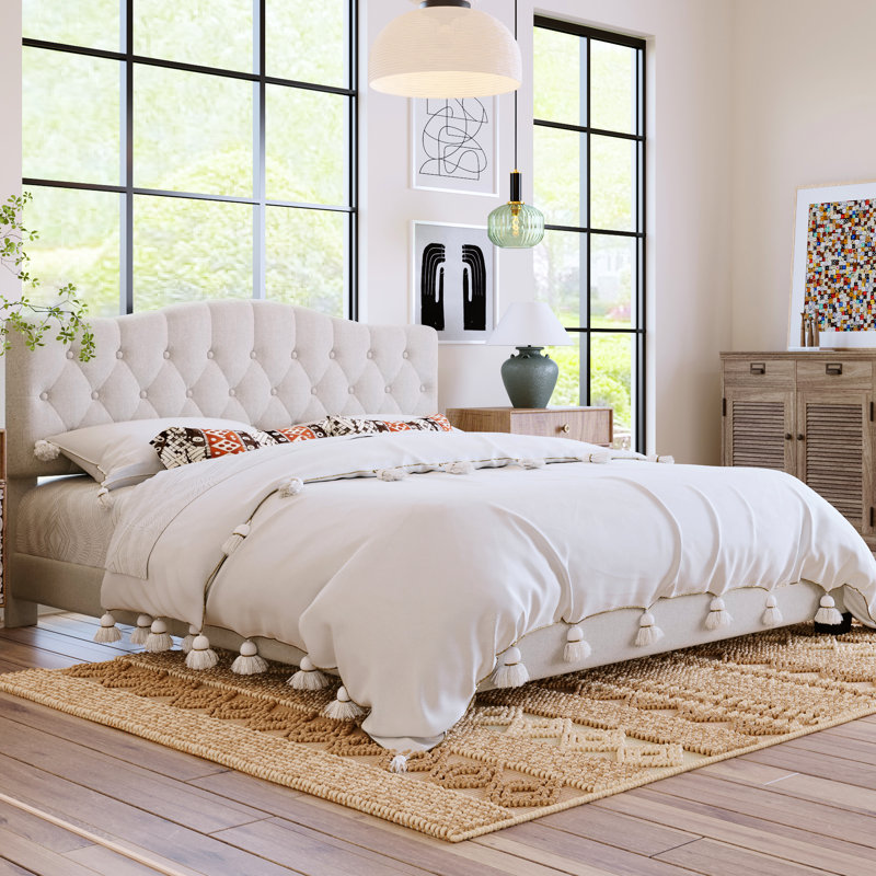 Lit tapissier très grand beige avec tête de lit à losanges luxueuse, selle réglable à deux positions et lattes de bois, plateforme sans sommier réglable, capitonnage, support en métal,