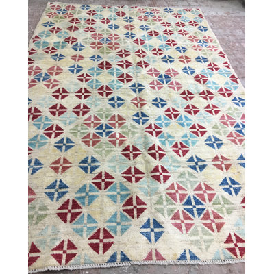 Flower Patch Modern 6'4" x 9'7"