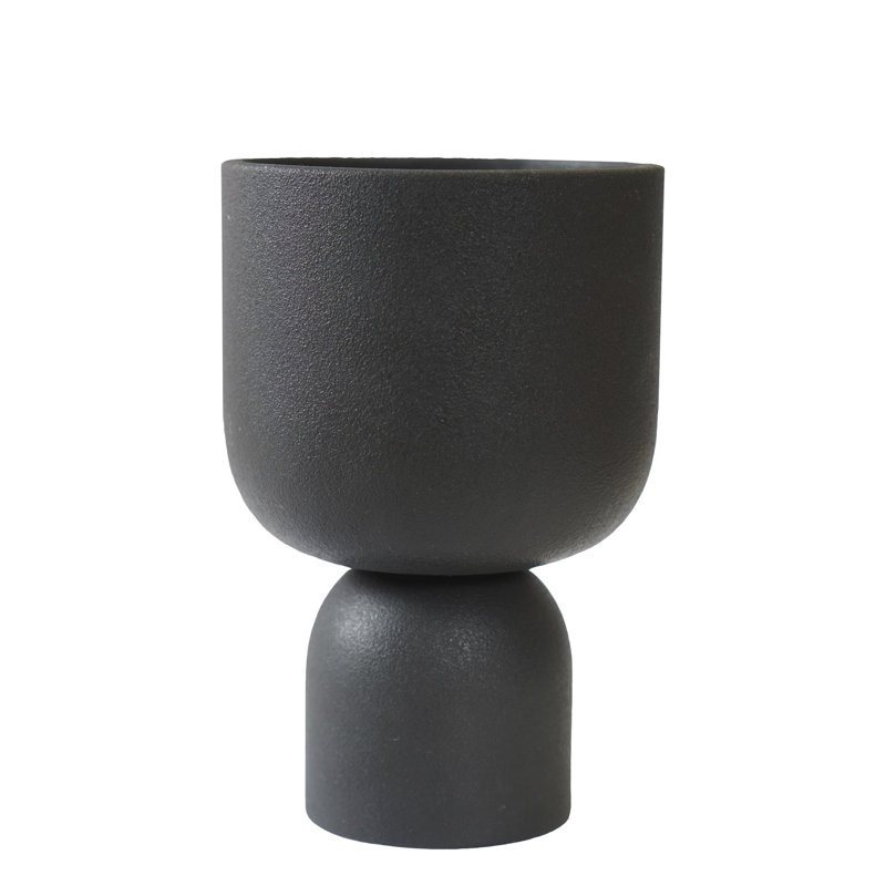 Vase de table en céramique Cade, Noir, H 7,87 po x l 5,12 po x P 5,12 po