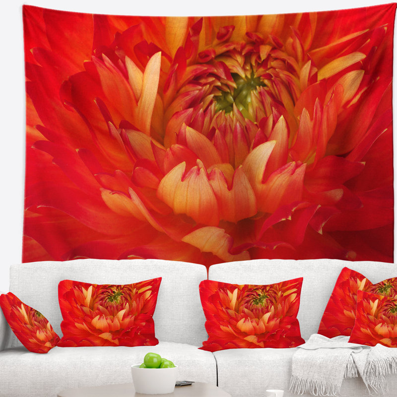 Tapisserie florale rouge vif, H 32 po x l 39 po