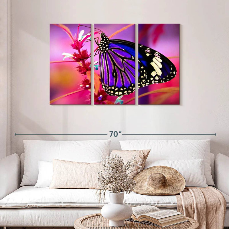 Magnifique papillon mauve, H 28 po x l 45 po