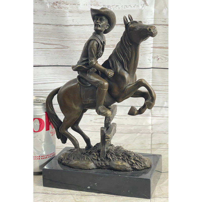Figurines et sculptures Valdeko
