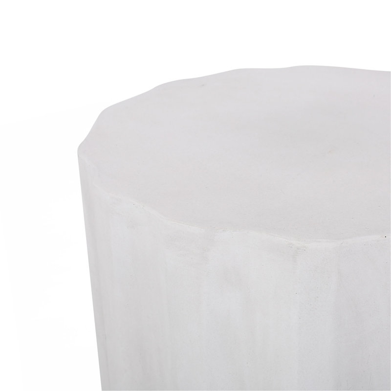 Table d'appoint d'extérieur en béton léger