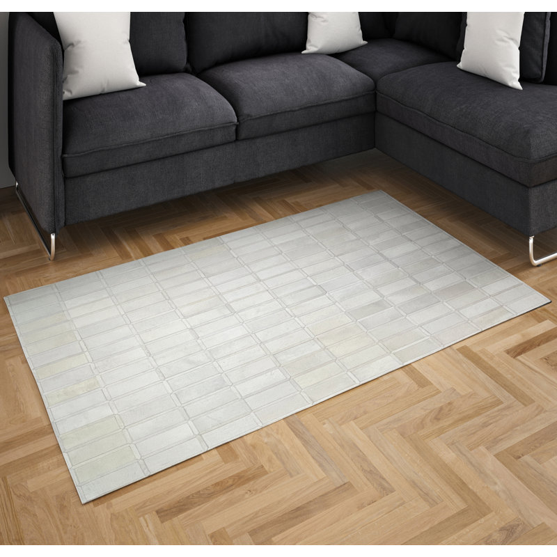 Tapis géométrique moderne en peau de vache gris et beige, Rectangle 10 pi x 13 pi
