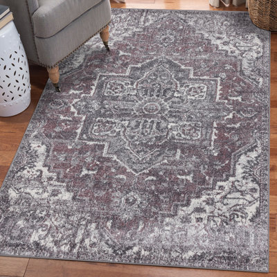 Mannsville Oriental Indoor Rug