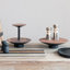 Piédestal rond en bois d'acacia avec base en métal