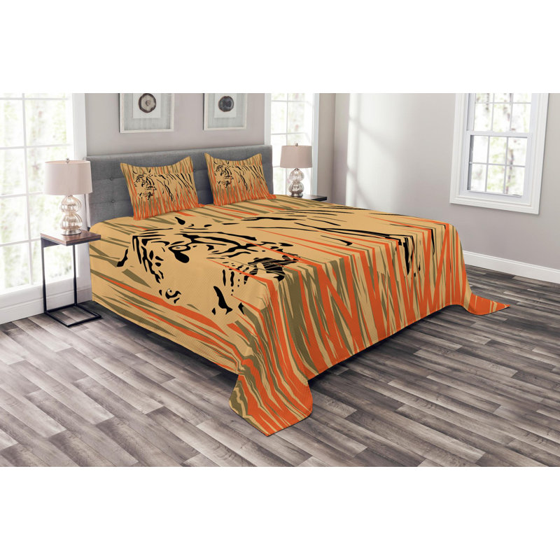 Eclectic Polyester Abstract Coverlet, Queen Coverlet + 2 Shams