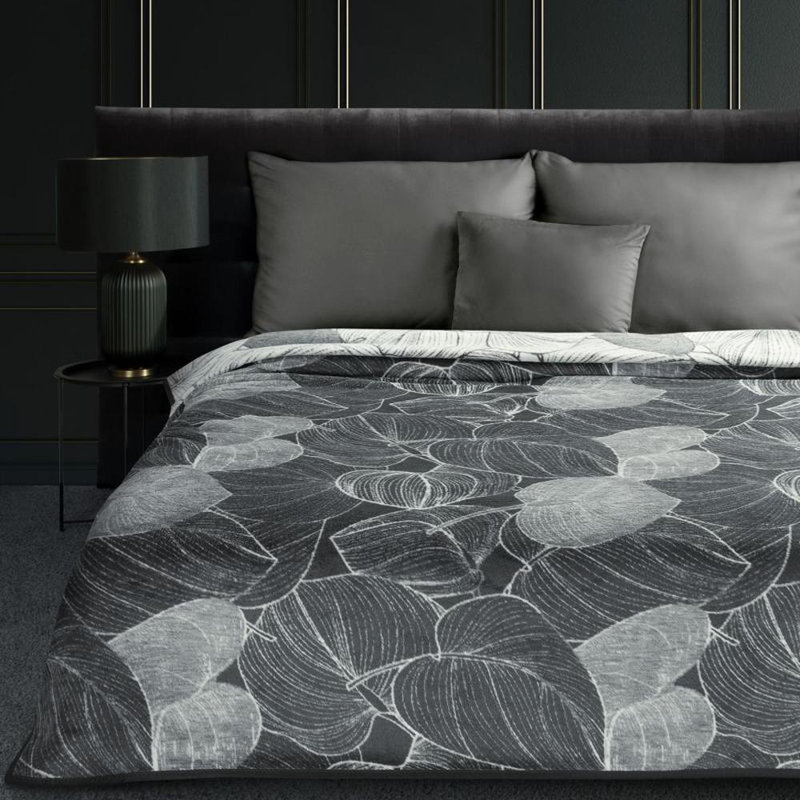 Hiawatha Bay Isle Home Blanket