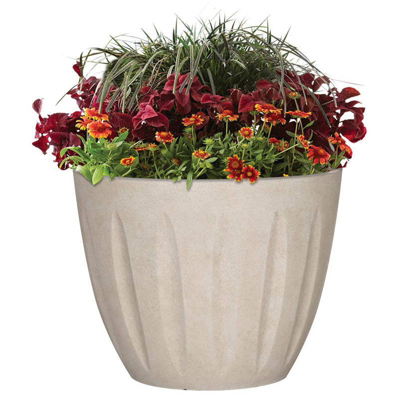 L&G 13 in. H X 16 in. W X 16 in. D X 16 in. D Polyresin Spritzer Planter Sand, Sand