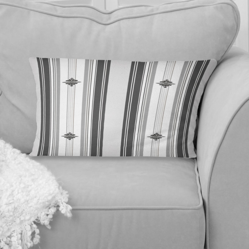 Coussin gris moderne à fines rayures gris et blanc