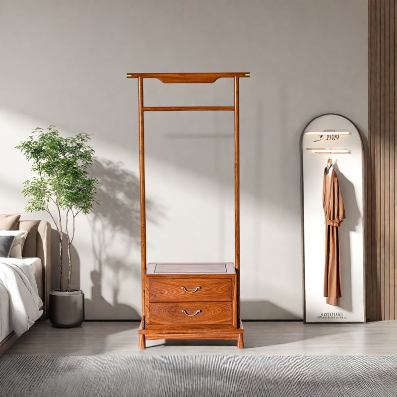 Armoire en bois massif avec rangement